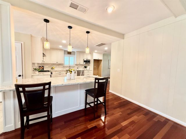 13511 Queensbury Lane, Houston, TX 77079