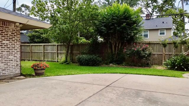 13511 Queensbury Lane, Houston, TX 77079