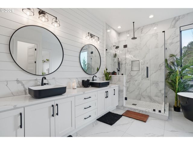 13806 Nw 35TH Ct, Vancouver, WA 98685