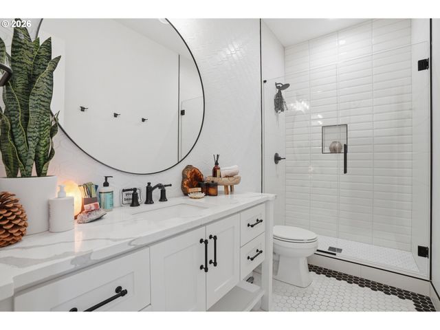 13806 Nw 35TH Ct, Vancouver, WA 98685