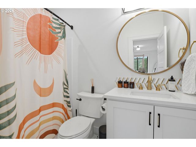 13806 Nw 35TH Ct, Vancouver, WA 98685