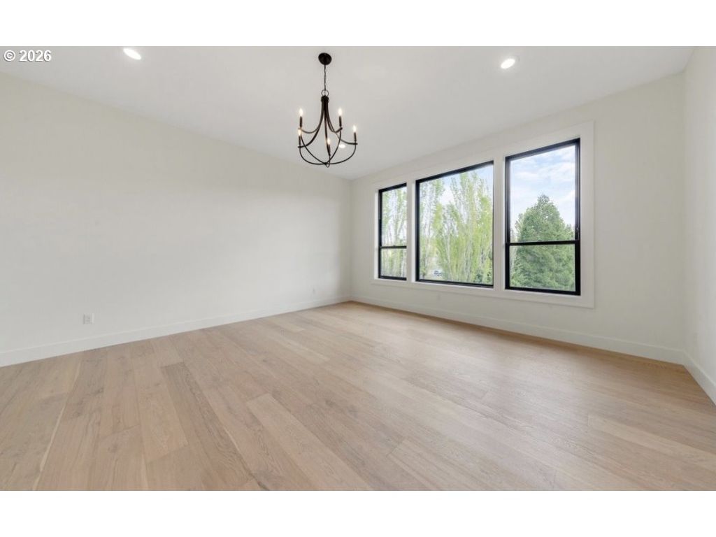 Image 13 of property listing at 13806 Nw 35TH Ct, Vancouver, WA 98685
