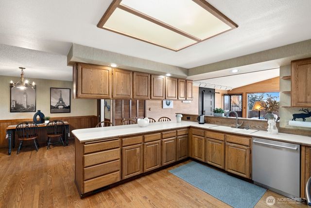 1656 S Geiger Street, Tacoma, WA 98465