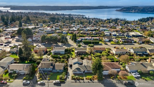 1656 S Geiger Street, Tacoma, WA 98465