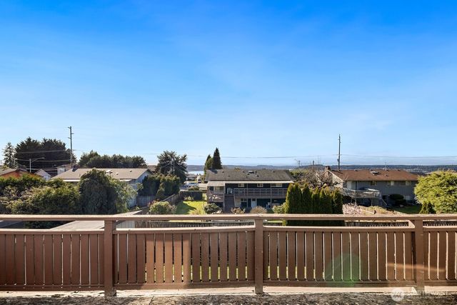 1656 S Geiger Street, Tacoma, WA 98465