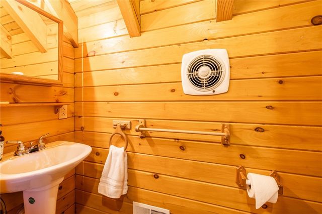 448 & 450 Armstrong Road, Geneva Town, NY 14456