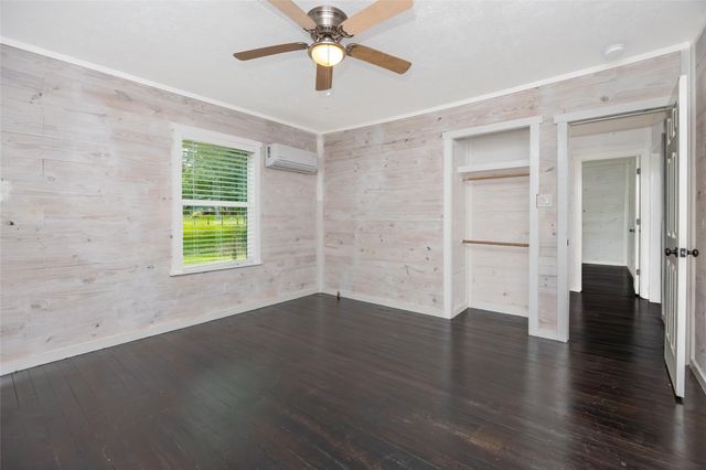 2283 Tigerpoint Road, Brenham, TX 77833