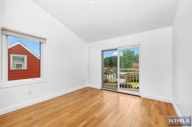121 Grove Street, Elmwood Park, NJ 07407