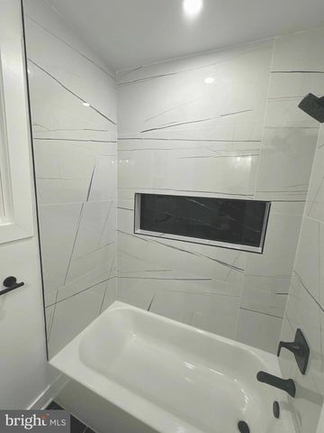 1435 CHANNING ST NE, Washington, DC 20018