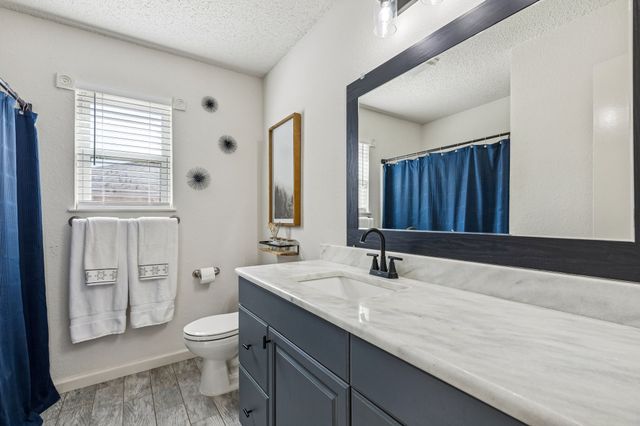 7301 Windcrest Lane, North Richland Hills, TX 76182