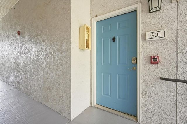5703 LEGACY CRESCENT PLACE 301, Riverview, FL 33578