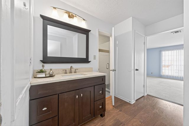 71 Regency Point, Conroe, TX 77356