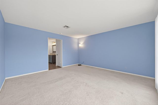 71 Regency Point, Conroe, TX 77356