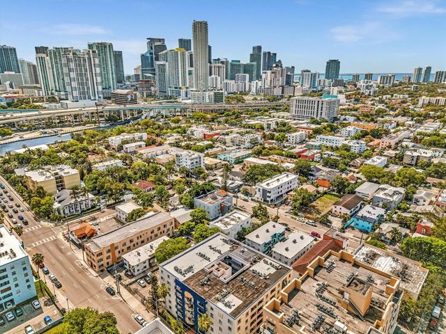 546 SW 1st St 607, Miami, FL 33130
