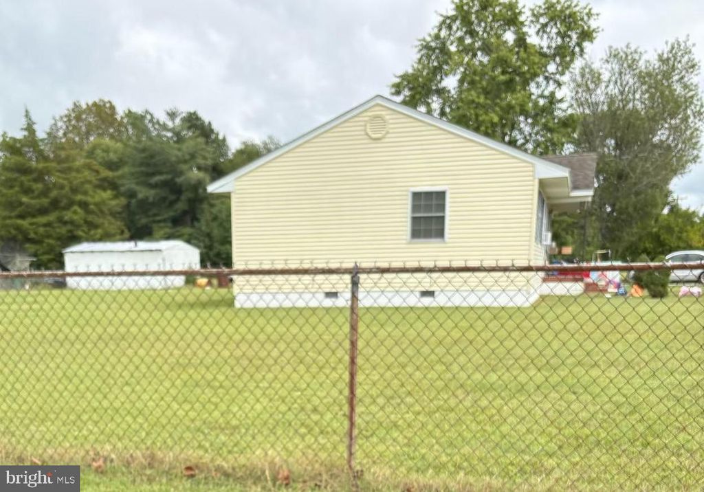 27430 LOG CABIN RD, Salisbury, MD 21801