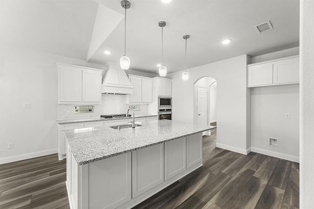 2610 White Plains Drive, Midlothian, TX 76065