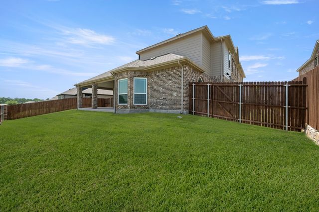 2610 White Plains Drive, Midlothian, TX 76065