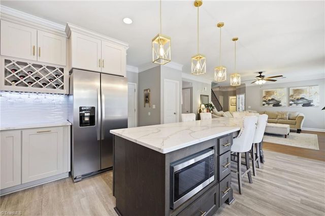 1005 Beesons Field Drive, Kernersville, NC 27284