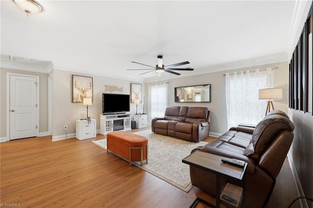 1005 Beesons Field Drive, Kernersville, NC 27284