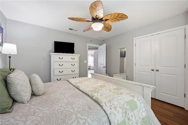 1005 Beesons Field Drive, Kernersville, NC 27284