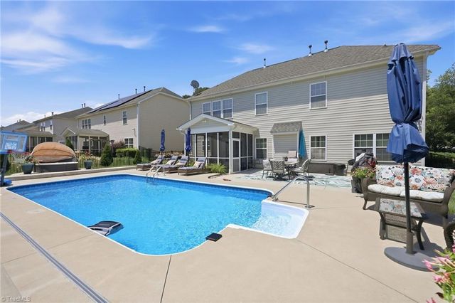 1005 Beesons Field Drive, Kernersville, NC 27284