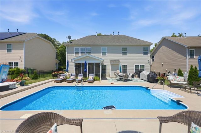 1005 Beesons Field Drive, Kernersville, NC 27284