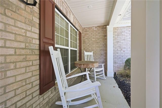 1005 Beesons Field Drive, Kernersville, NC 27284