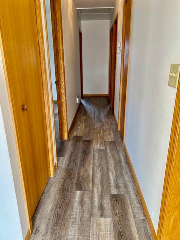 6077 Fillmore Place, Merrillville, IN 46410