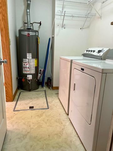 6077 Fillmore Place, Merrillville, IN 46410