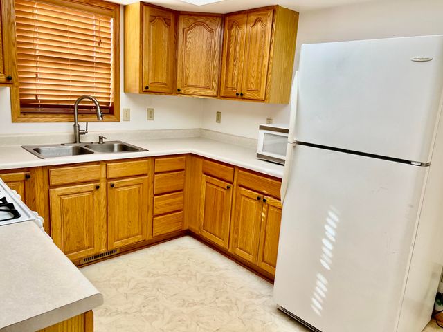 6077 Fillmore Place, Merrillville, IN 46410