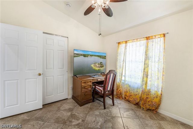 713 Crossfield CIR, Naples, FL 34104