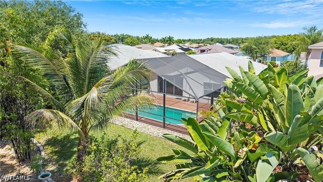 713 Crossfield CIR, Naples, FL 34104