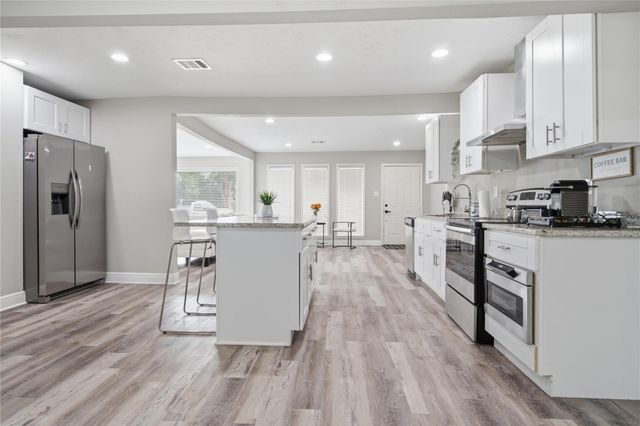 8826 Delilah Street, Houston, TX 77033