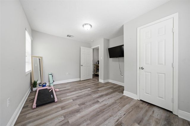 8826 Delilah Street, Houston, TX 77033