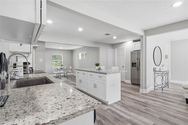 8826 Delilah Street, Houston, TX 77033