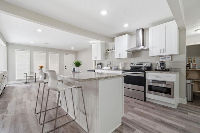 8826 Delilah Street, Houston, TX 77033