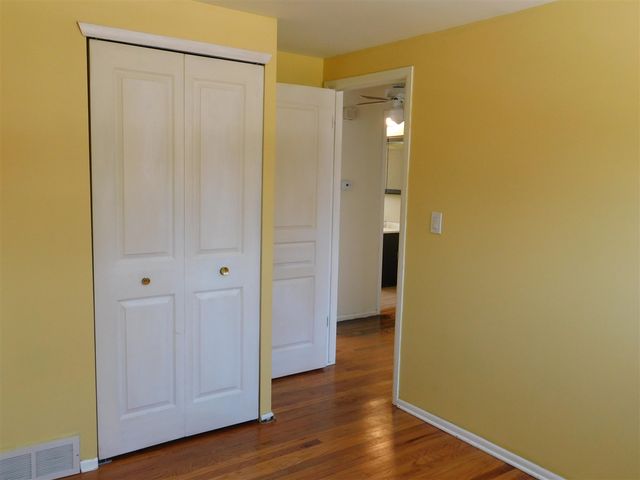 2910 Marshall Street, Ann Arbor, MI 48108