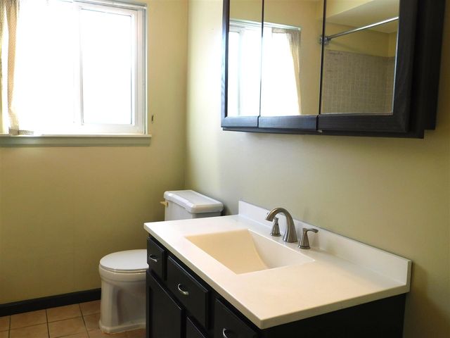 2910 Marshall Street, Ann Arbor, MI 48108