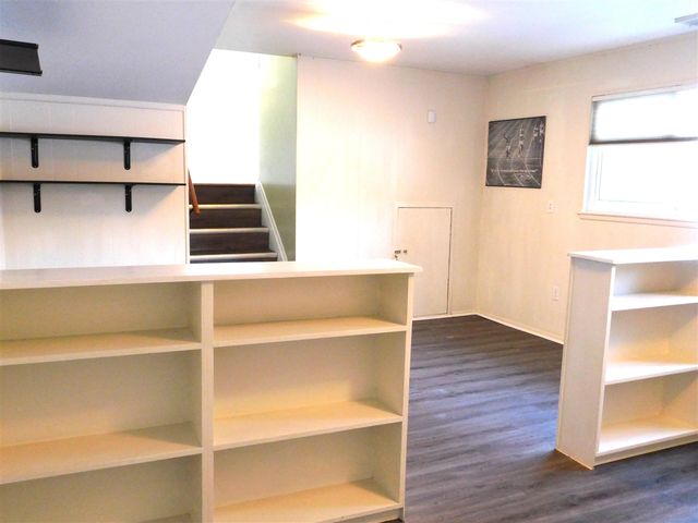 2910 Marshall Street, Ann Arbor, MI 48108