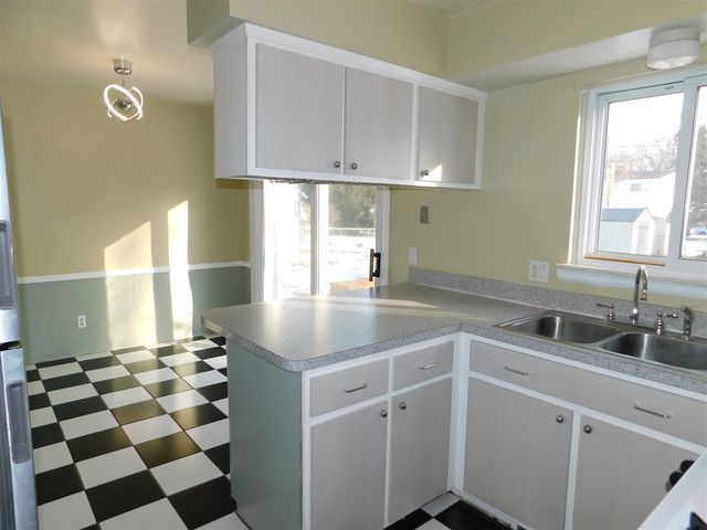 2910 Marshall Street, Ann Arbor, MI 48108