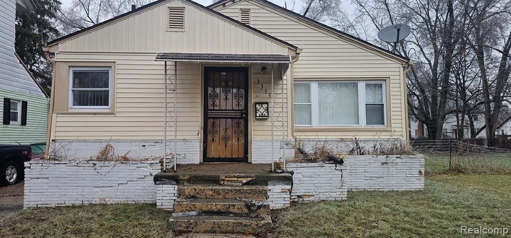 3315 Fulton Street, Saginaw, MI 48601