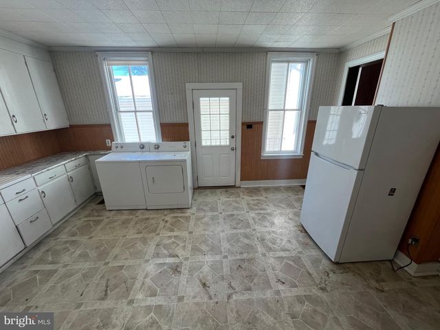 219 MARKET ST, Halifax, PA 17032