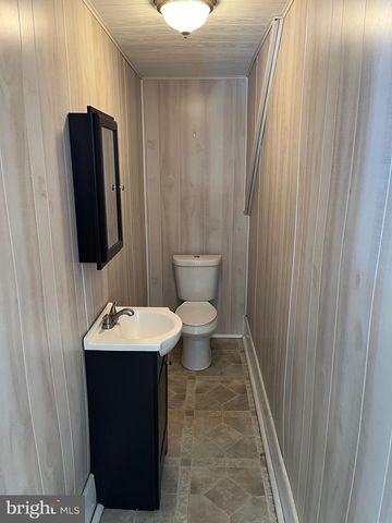 219 MARKET ST, Halifax, PA 17032