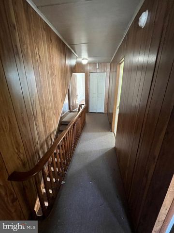 219 MARKET ST, Halifax, PA 17032