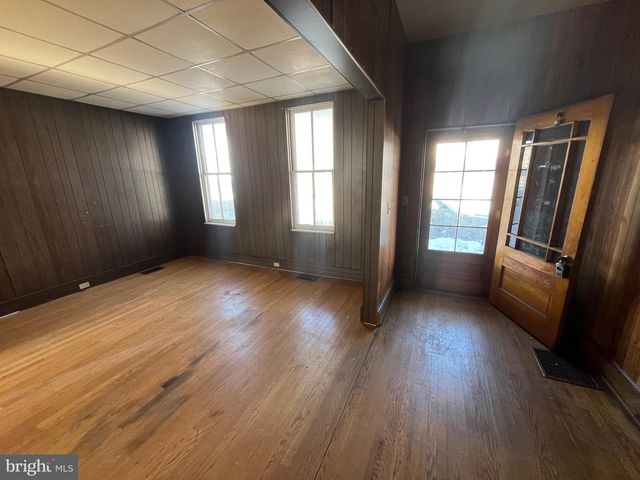 219 MARKET ST, Halifax, PA 17032