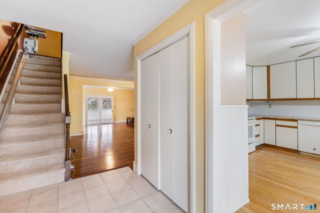 305 Aspetuck Trail 305, Shelton, CT 06484