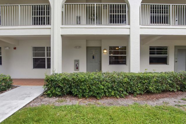 1105 Bahama Bend B1, Coconut Creek, FL 33066