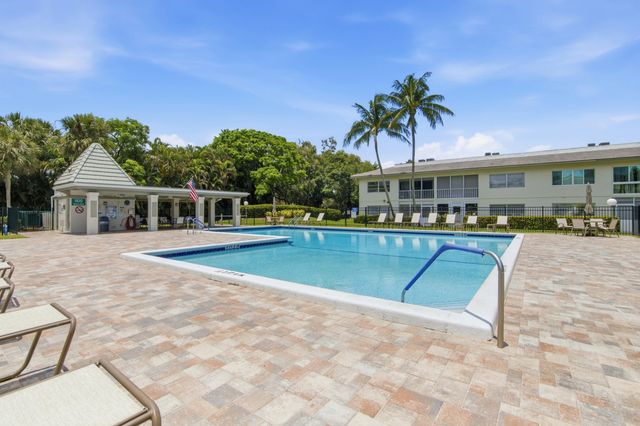 1105 Bahama Bend B1, Coconut Creek, FL 33066