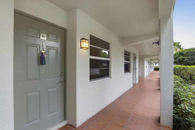1105 Bahama Bend B1, Coconut Creek, FL 33066