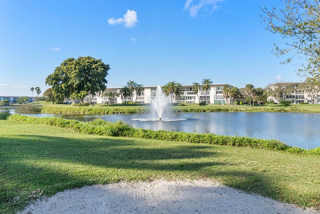 1105 Bahama Bend B1, Coconut Creek, FL 33066